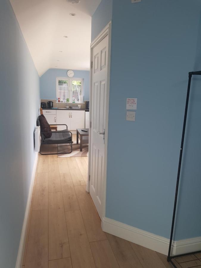 Cosy Studio Luton Apartment Luton  Exterior photo